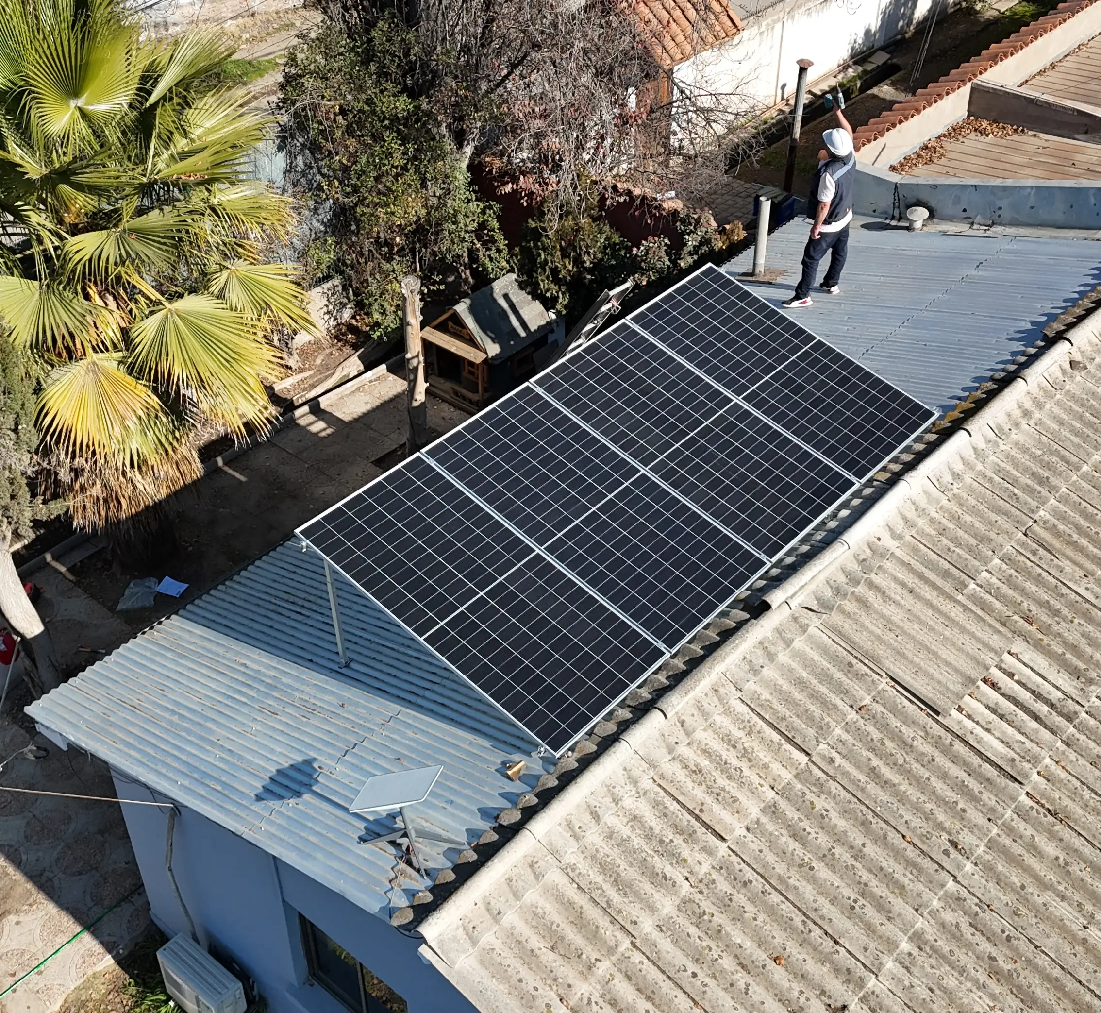 Sistema solar urbano conectado a la red